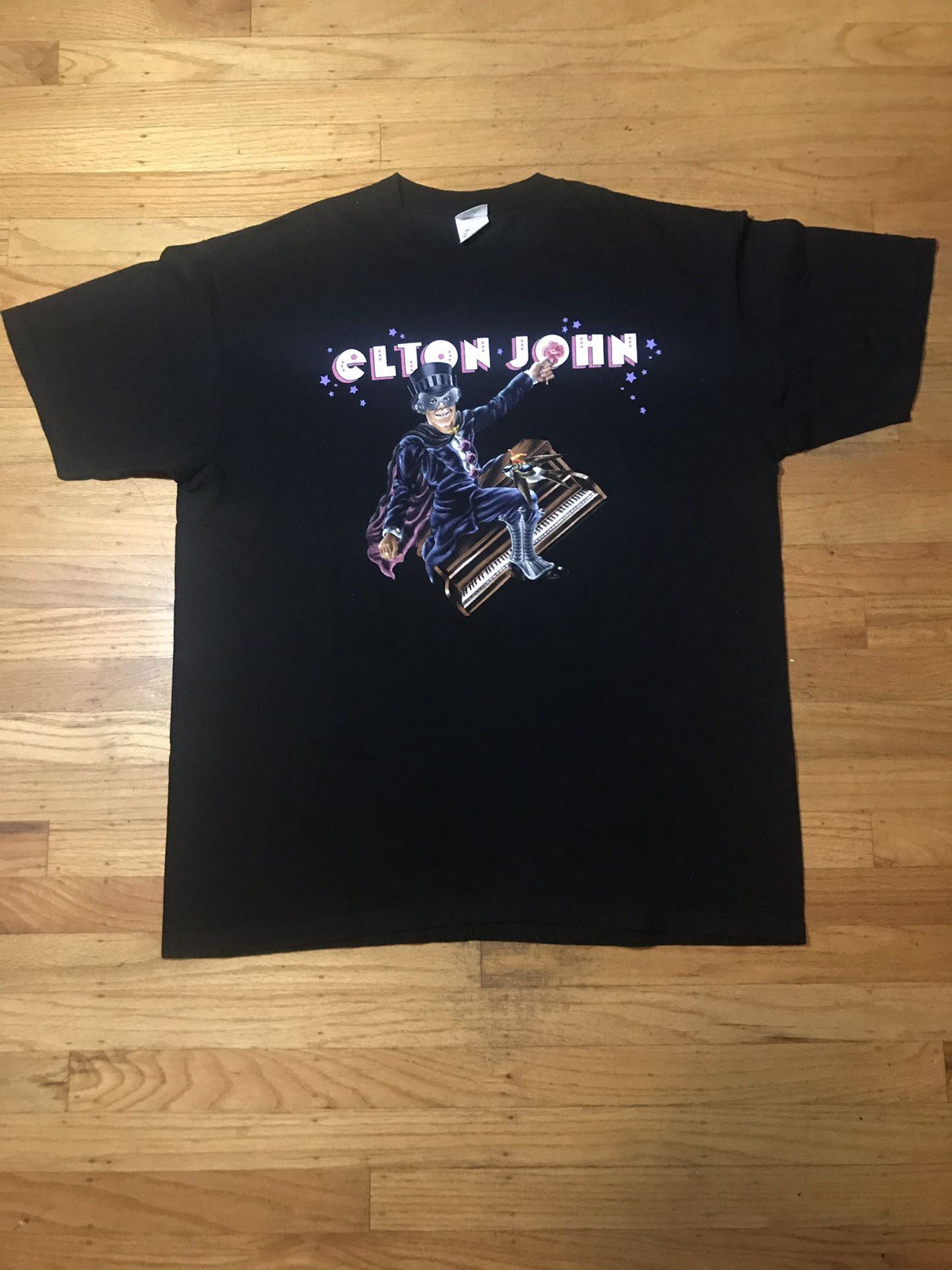 Vintage Elton John 2006 tour t-shirt
