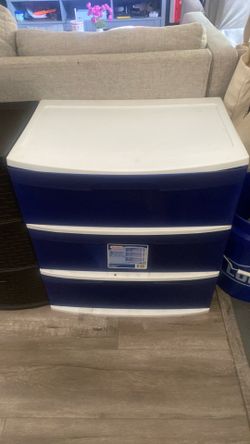 Plastic storage bin 3 shelf