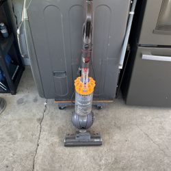 Dyson Vacuum W Cord