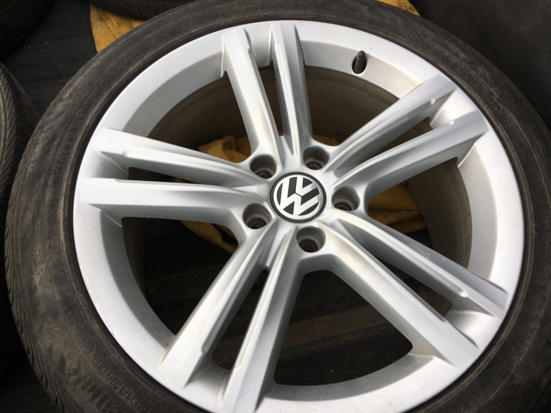 VW OEM wheels (and tires) for Passat