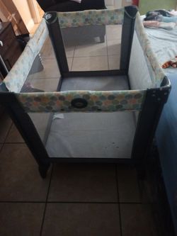 Graco playpen
