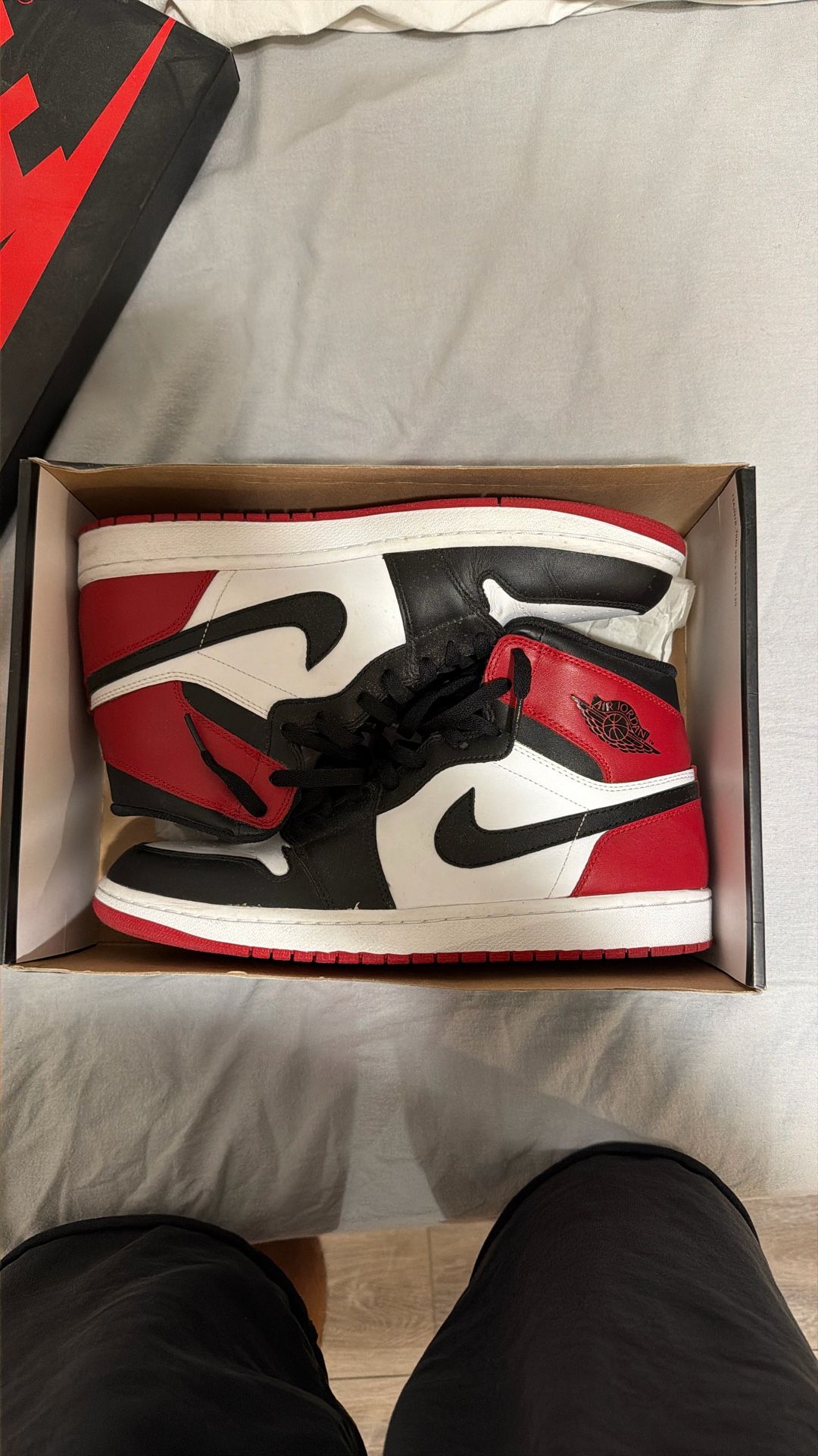 Jordan 1 Black Toe