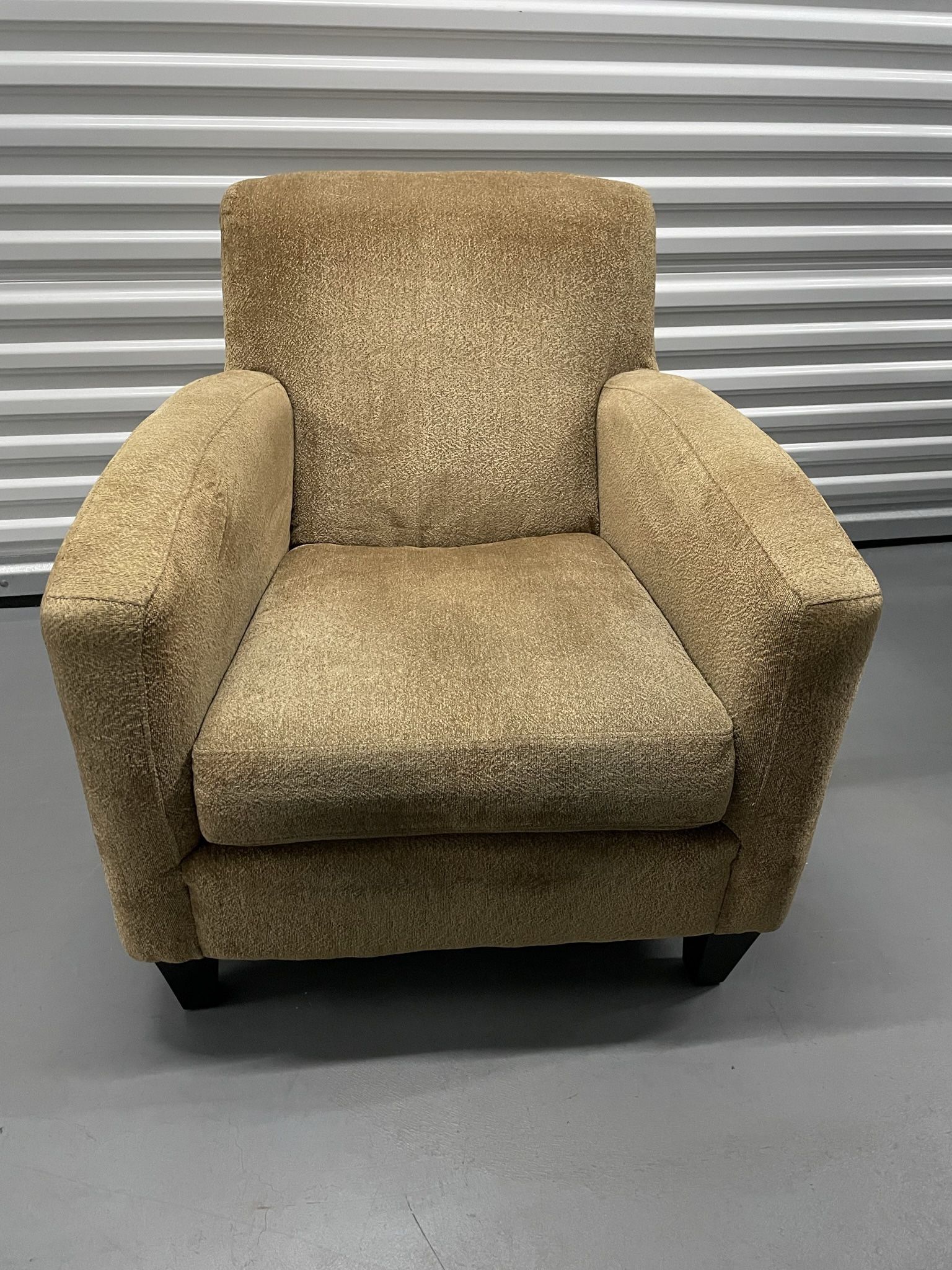 Gold Occasional Chair for Sale in Orland Park, IL OfferUp