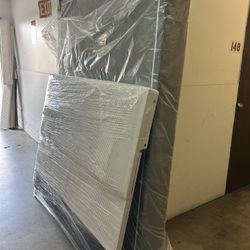Full Bed Set FREE DELIVER