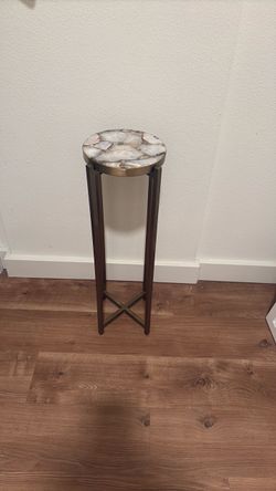 world market table