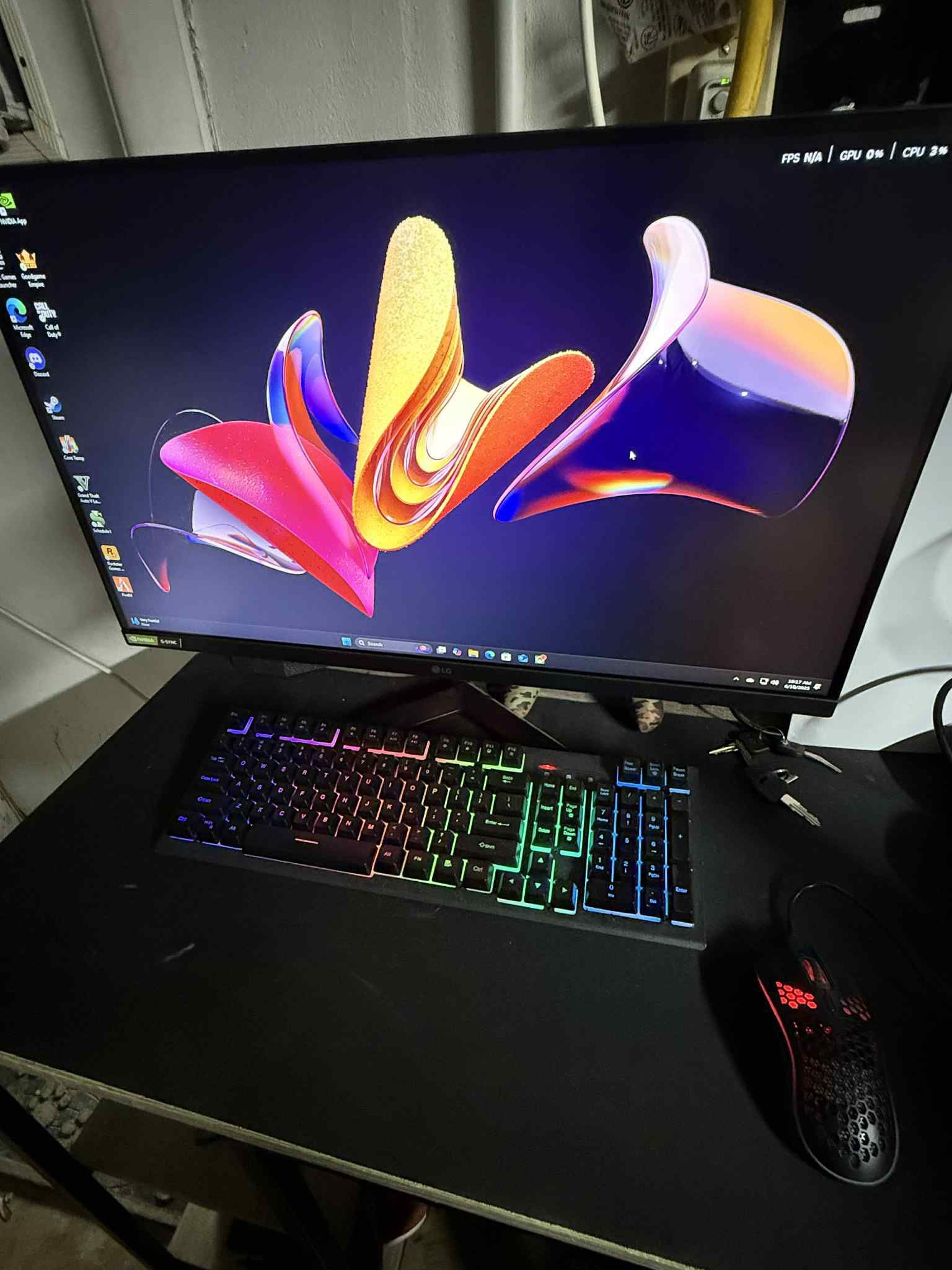 Gaming PC ENTIRE SETUP $1350
