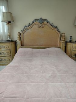 5 pc bedroom set top condition
