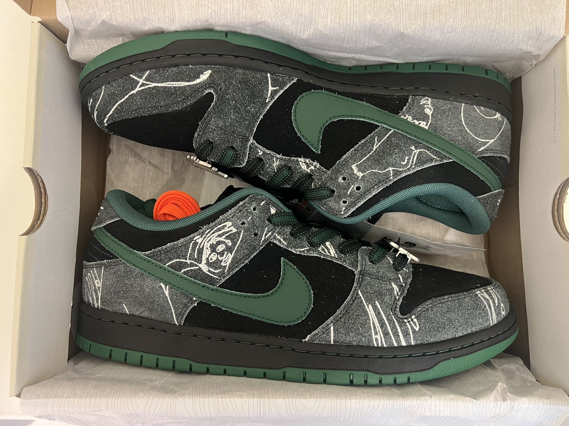 Nike SB Dunk Low There Skateboards