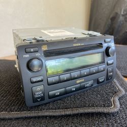 2003 - 2008 Toyota Corolla Stock Radio