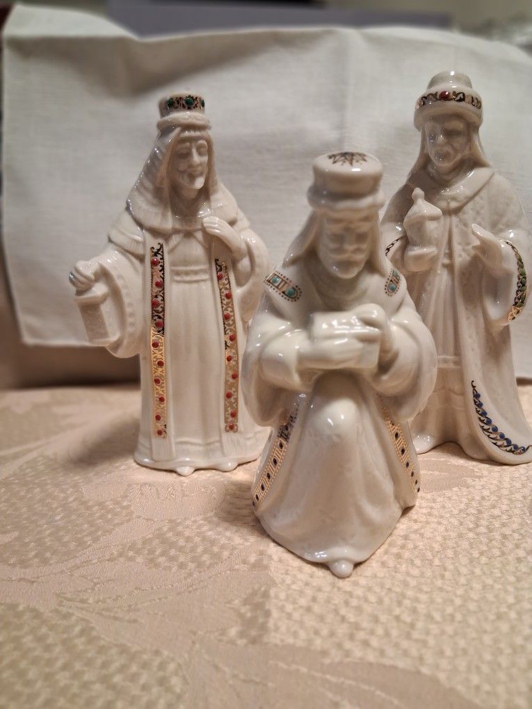 Lenox Nativity 3pc. New With Box