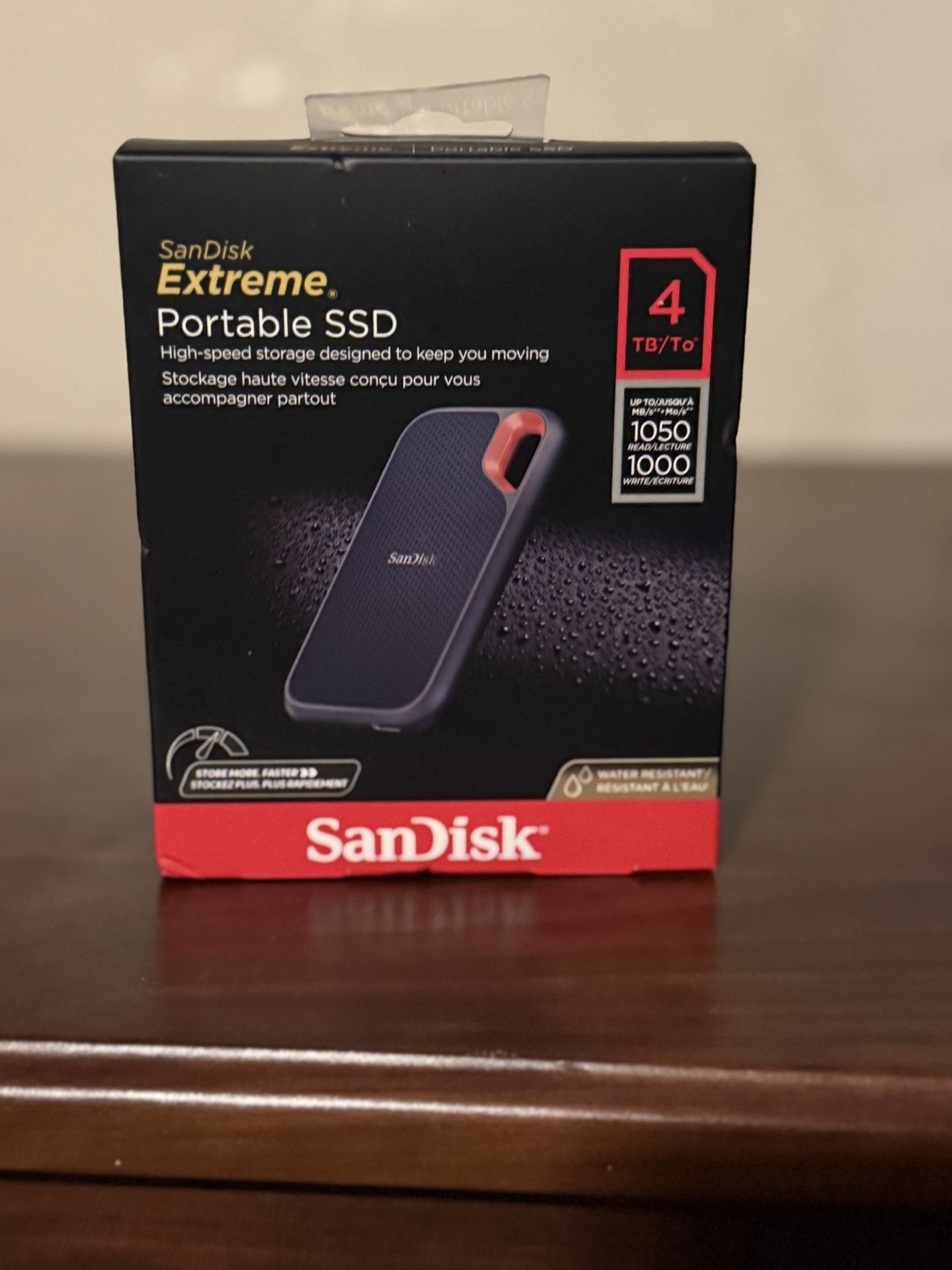 4 TB Sandisk Extreme SSD  