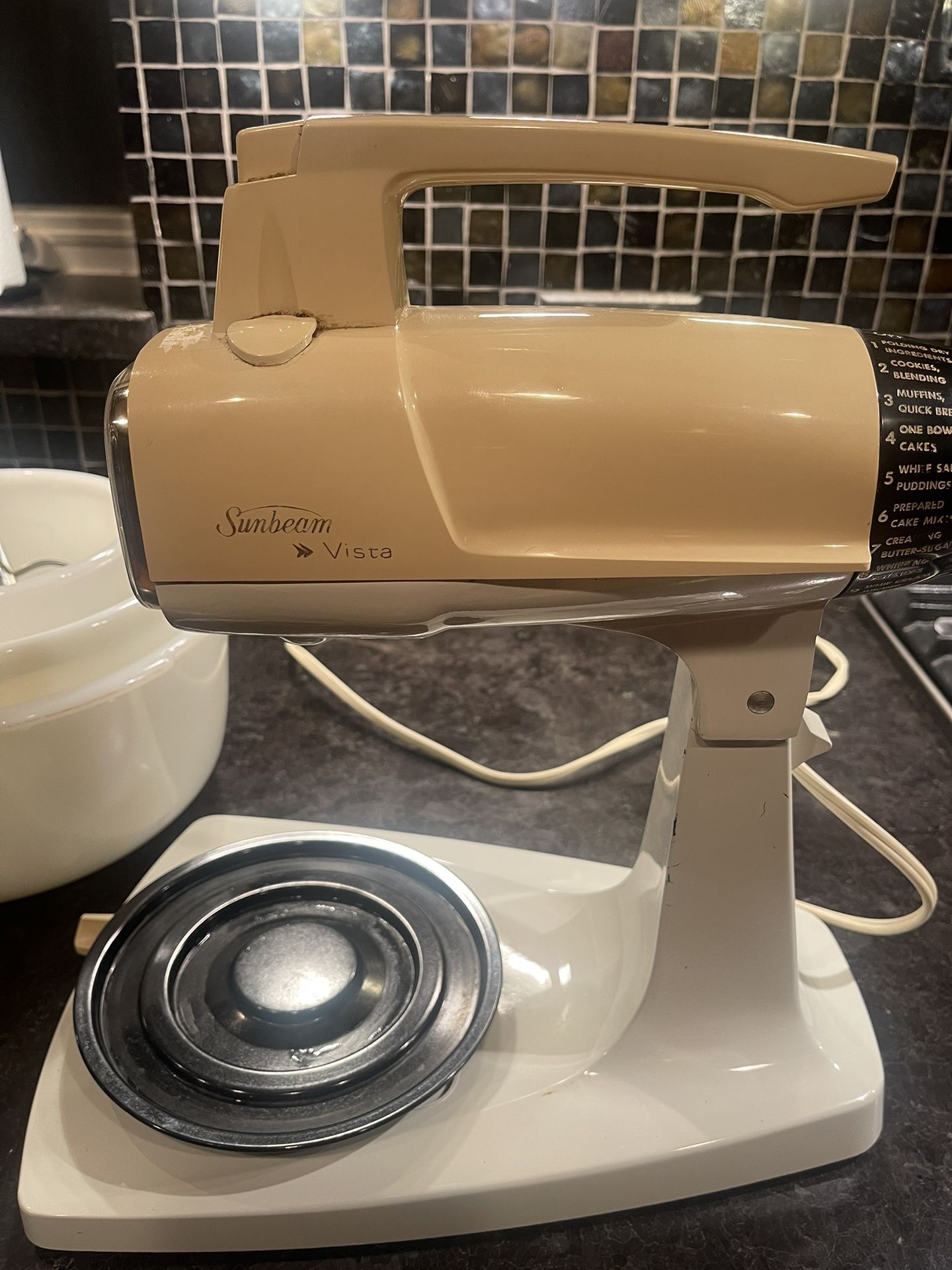 Vtg sunbeam Mixmaster stand mixer - general for sale - by owner - craigslist