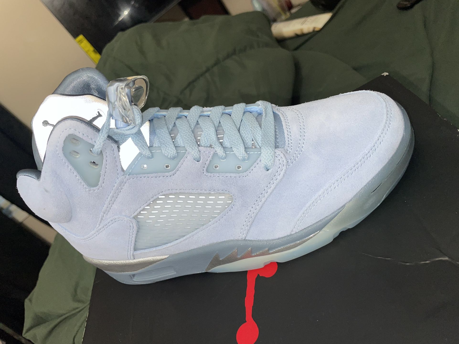 Blue bird Jordan 5’s