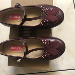 Shoes Size 13