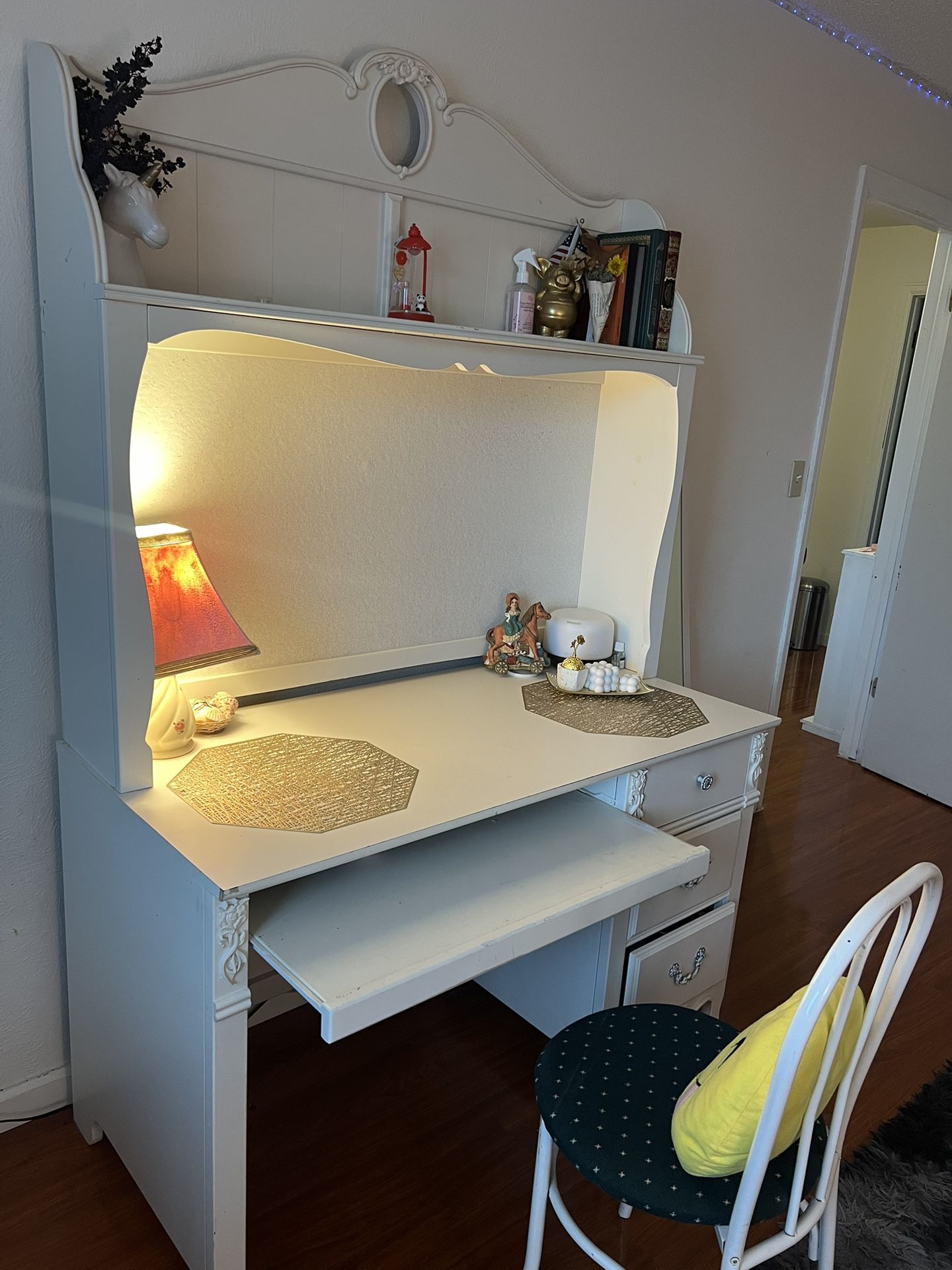 White desk
