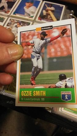 Duracell baseball cards ..9 of them