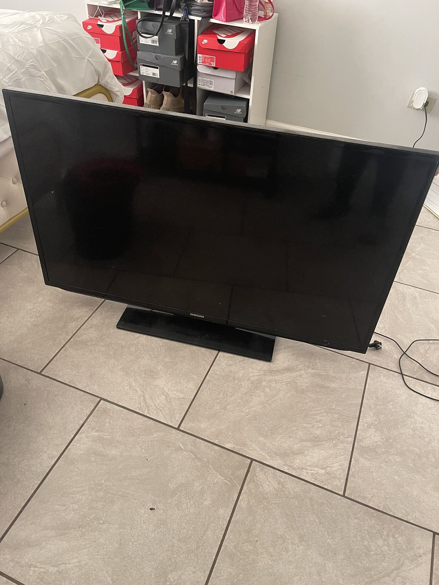 Samsung Flat Screen