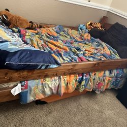 Gently Used Twin Beds WITH mattresses