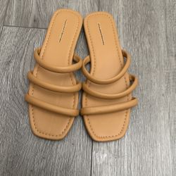 American Eagle Sandals