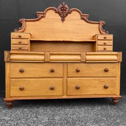 ✨Absolutely Gorgeous Early 1900’s Handmade Mahogany Hutch. Project ✨