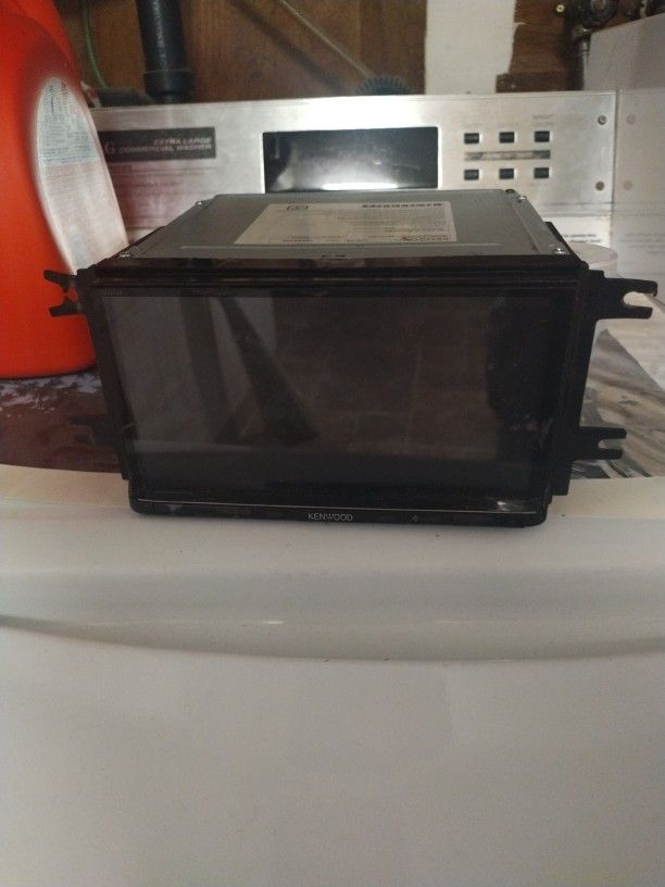 Kenwood In Dash DVD Ddx9903s
