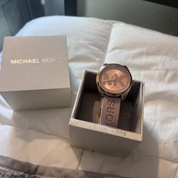 Reloj Mk