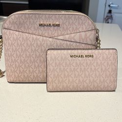 Michael Kors Crossbody Bag And Purse