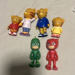 Daniel the tiger family
