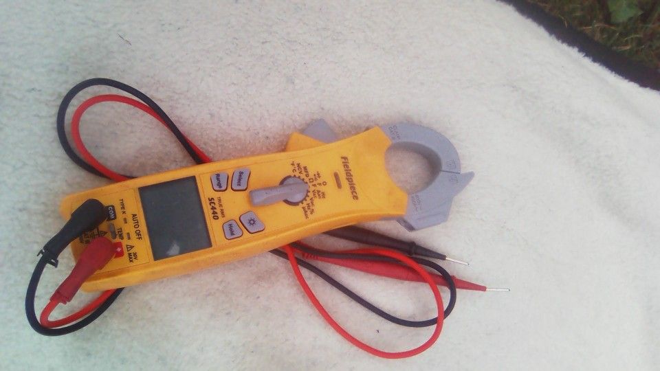 FIELDPIECE SC440 True RMS Clamp Meter