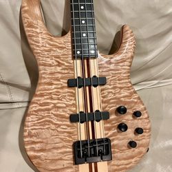 Carvin LB70 USA made 7.8 pds Anniversary Edition. 
