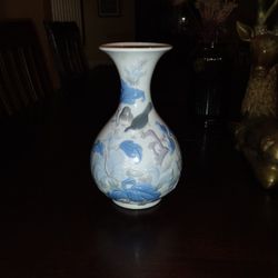 Lladro  "Sparrow" Flower Vase 4691
