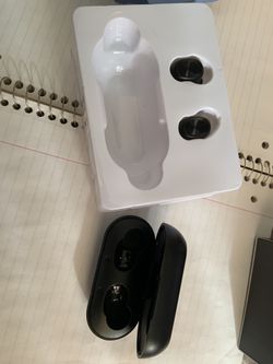 Wireless earbuds