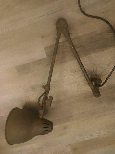 Dayton Fostoria Vintage Lamp