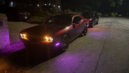 DODGE CHALLENGER PURPLE SIDE MARKER LIGHTS