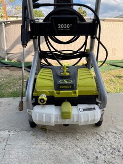 Pressure washer