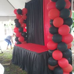 2 balloon columns n backdrop n table