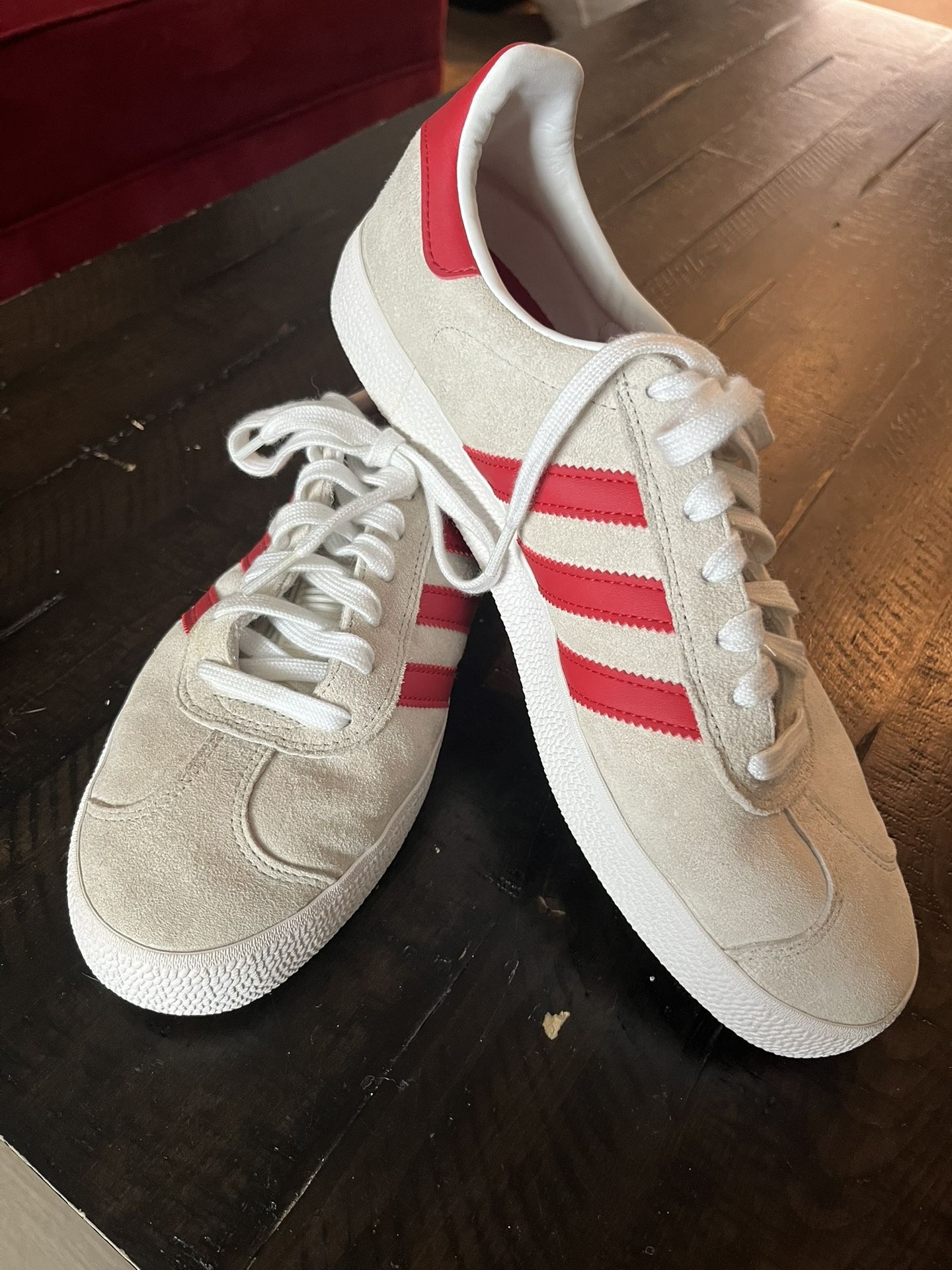 ADIDAS Men’s US Size 11 Gazelles