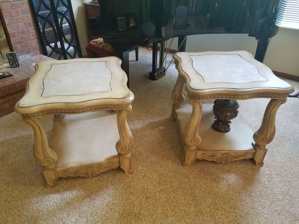 Sofa table and set of 2 end tables Still available