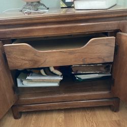 Thomasville Pecan Wood 4 Piece 700.00