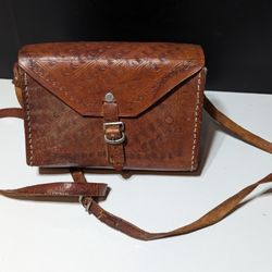 Handcrafted Vintage Style Embossed Leather Shoulder Bag, 6"x8", El Salvador

