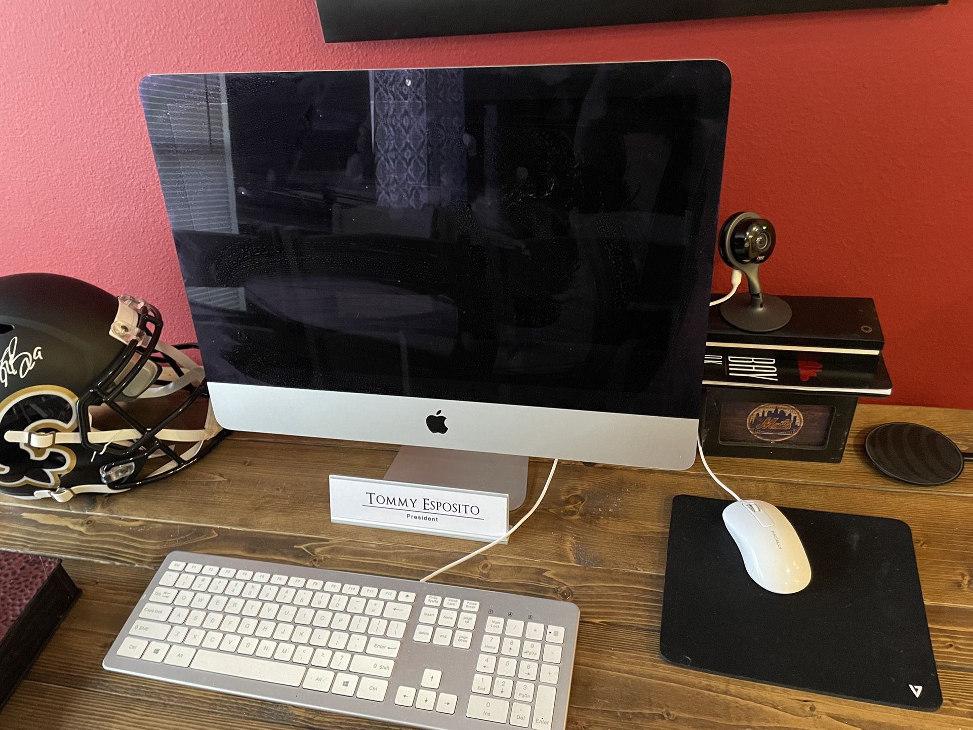 2017 iMac perfect condition comes with everything