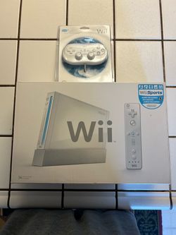 Wii game system in box
