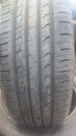 Tire 235/55/19 used