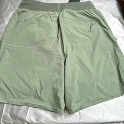 Ten Thousand Set shorts Medium, 6.5”