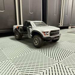 Traxxas Slash Ford F-150 Raptor 1/10 RTR 2WD Brushless Short Course Truck (Fox)