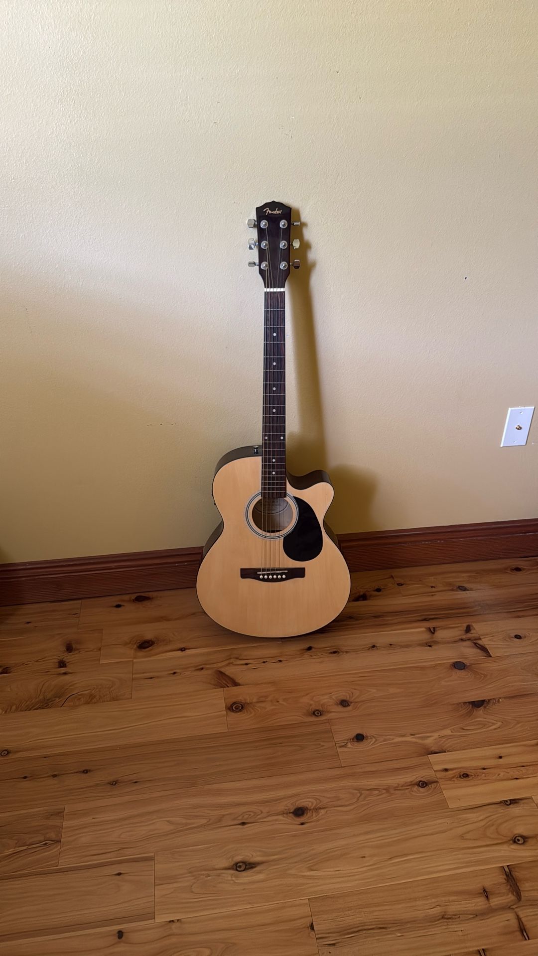 FENDER FA-135CE
