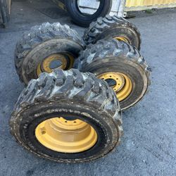 12 X16.5 Caterpillar 10 Ply