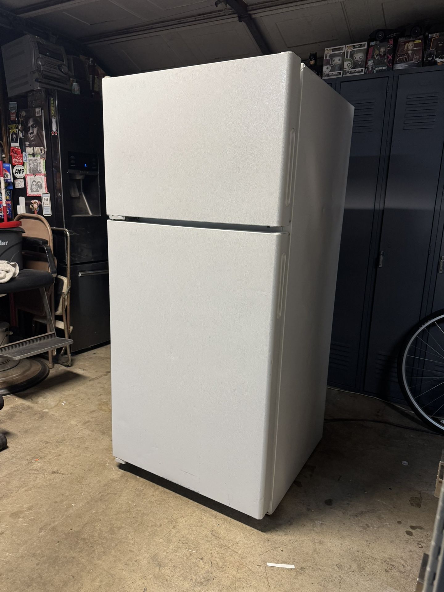 Refrigerator