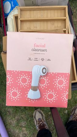 Face cleanser