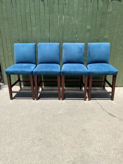 Set of 4 chairs for sale